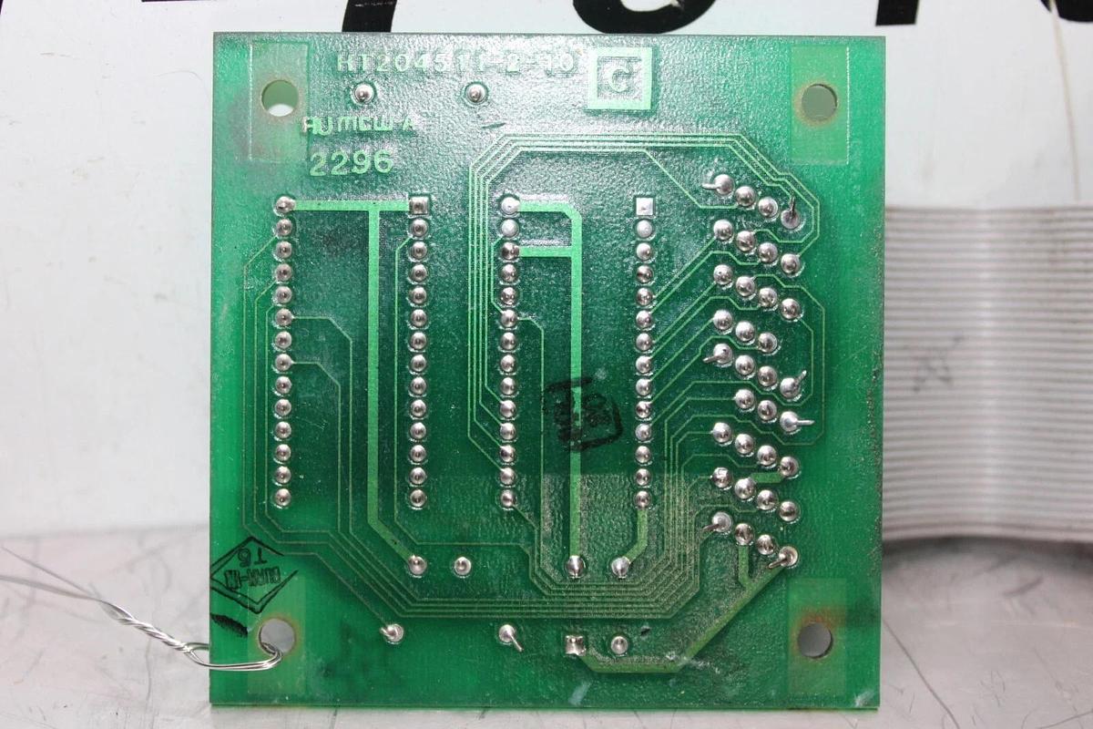 Used CARRIER FURNACE ADD-ON BOARD HK35EZ011 HT204511-2-10 32MP400874 HT204511-1