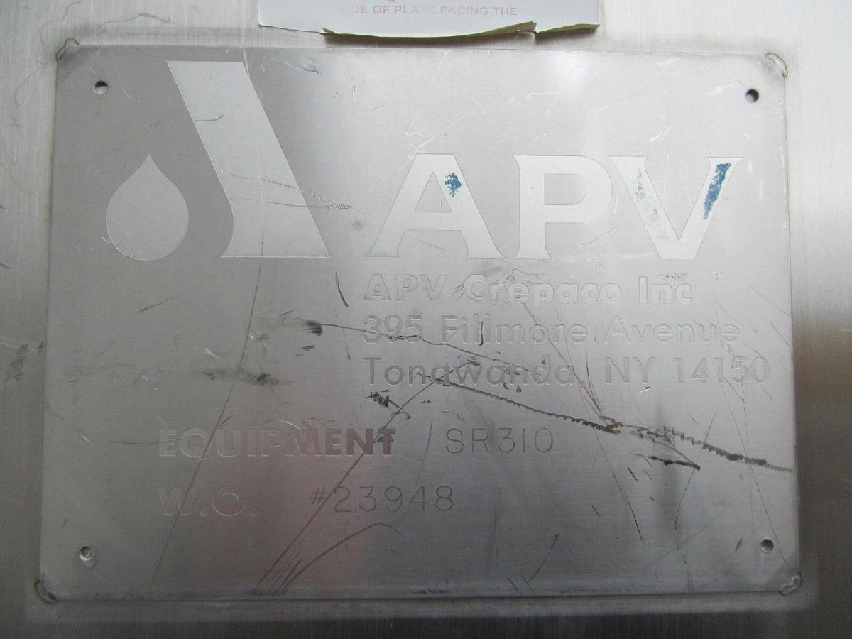 Used 600 SQ FT STAINLESS STEEL 3" IN / OUT APV PLATE AND FRAME HEAT EXCHANGER 23948