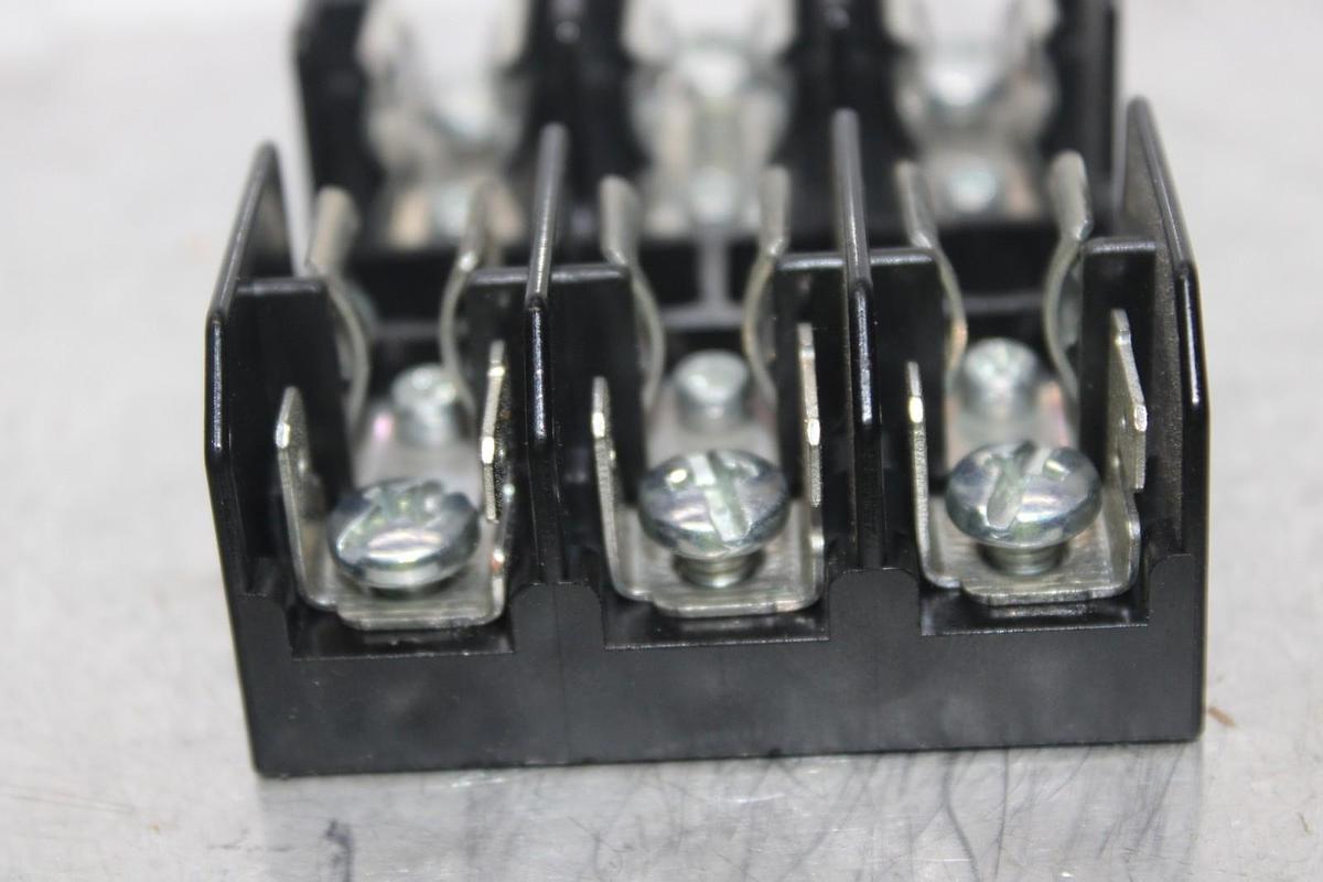 Used BUSS FUSE HOLDER BM6033SQ 30 AMP 600 VOLT 3-POLE **WARRANTY INCLUDED**