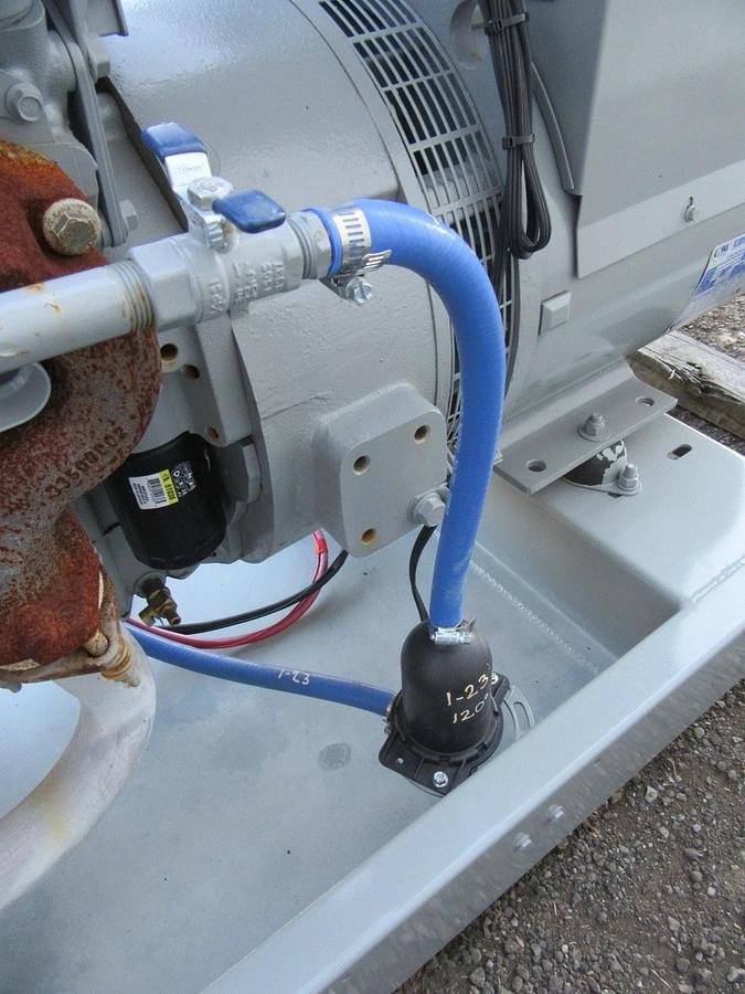 Used 30 KW GENERATOR MTU 4.3 NATURAL GAS LP PROPANE 120/240 VOLT 1 PH 35 KW 40KW 2015