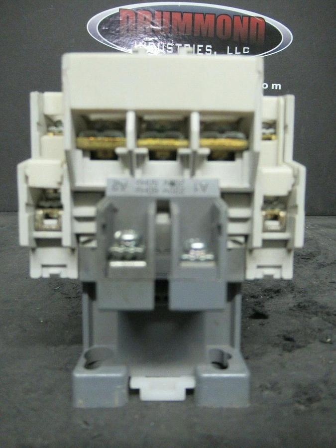 Used LS CONTACTOR GMC-32 600 VAC 45 AMP 20 HP 220 VOLT COIL **WARRANTY**