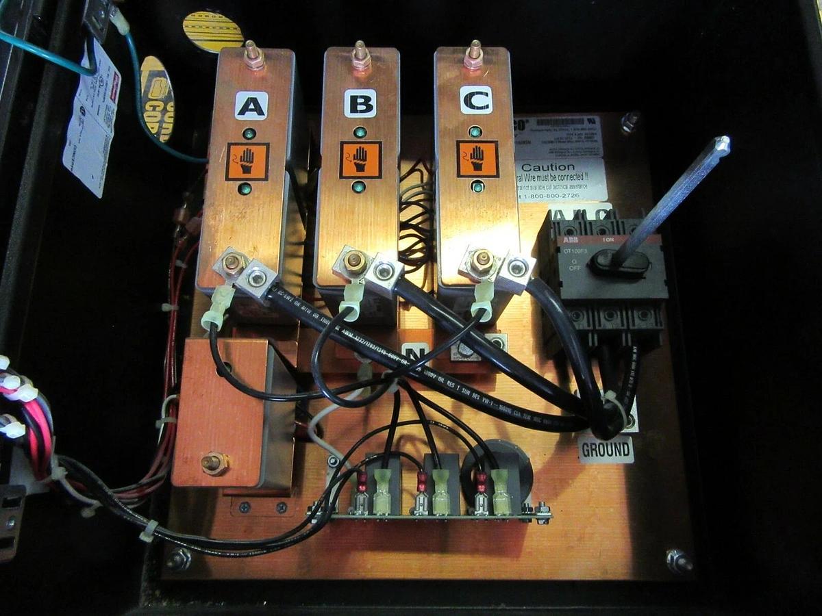 Used ASCO PULSAR 452 SURGE PROTECTOR 452120Y0160RSN 120/208V 3-PHASE NEMA 4/12 ENCL