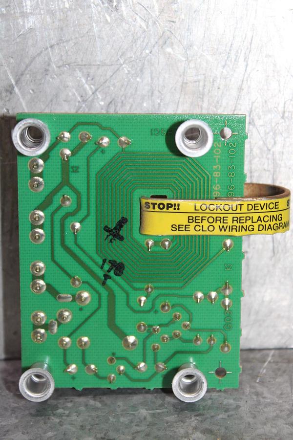 Used FREEDOM ELECTRIC VARIABLE DRIVE CIRCUIT BOARD 3AUA489002B5217