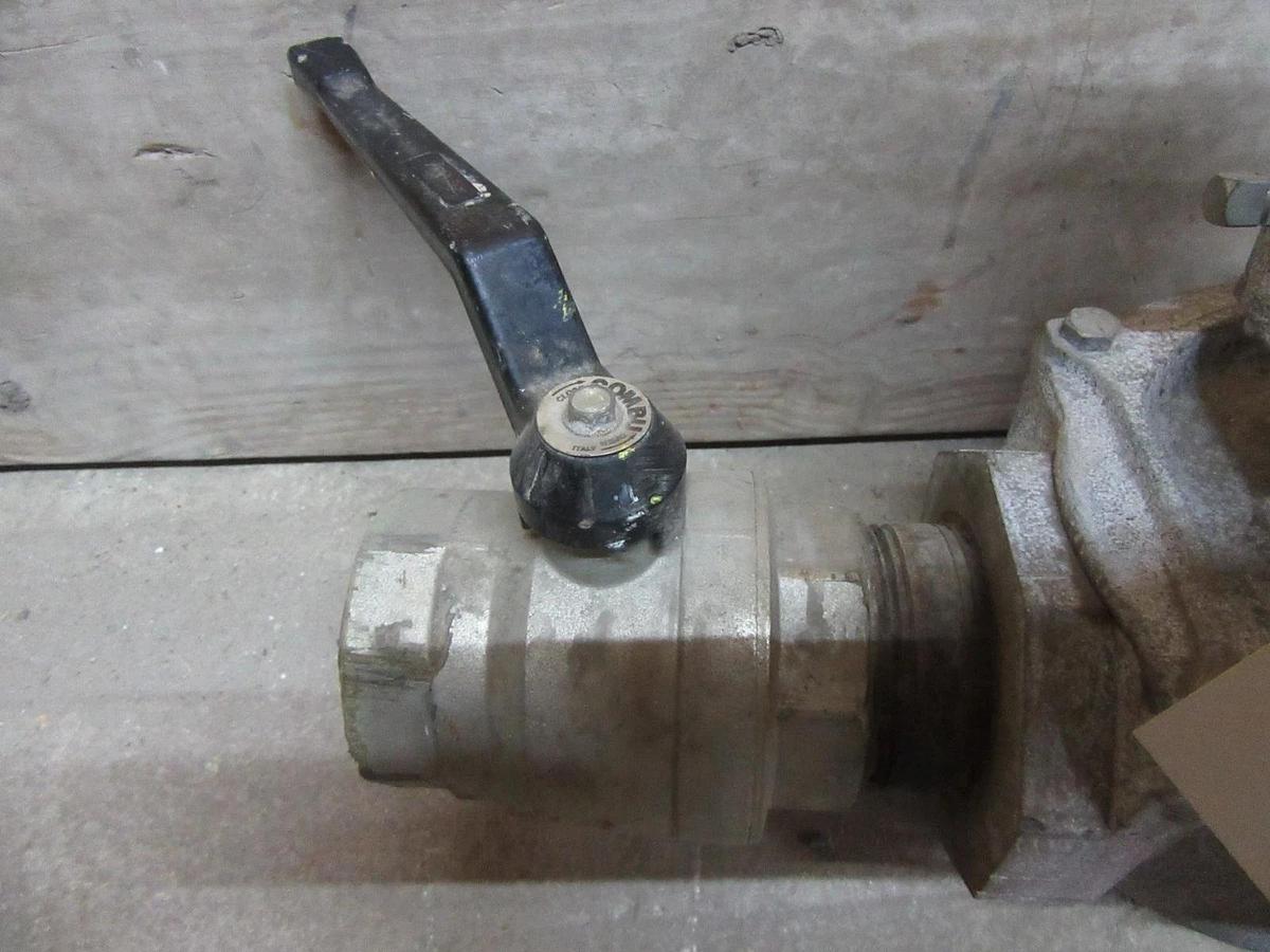 Used HONEYWELL FLUID POWER GAS VALVE V4055D-1019 110/120V GAS TRAIN 2.5"