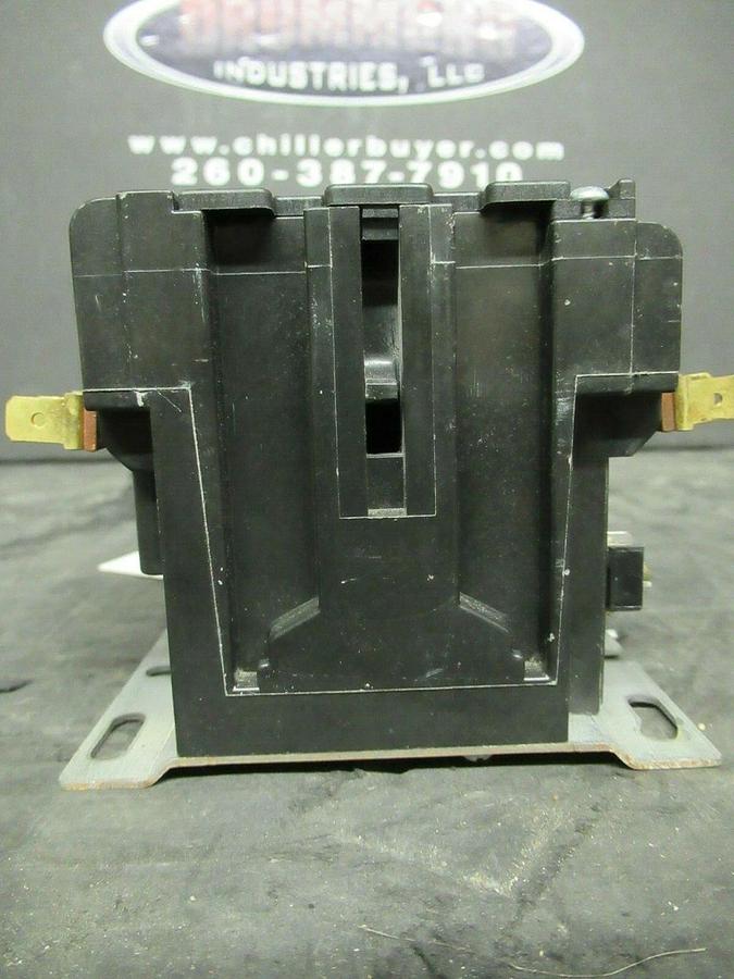 Used FURNAS 50 AMP CONTACTOR 42DF35AJASJ / 123282P1 600 VAC COIL: 24 VOLT 30 HP