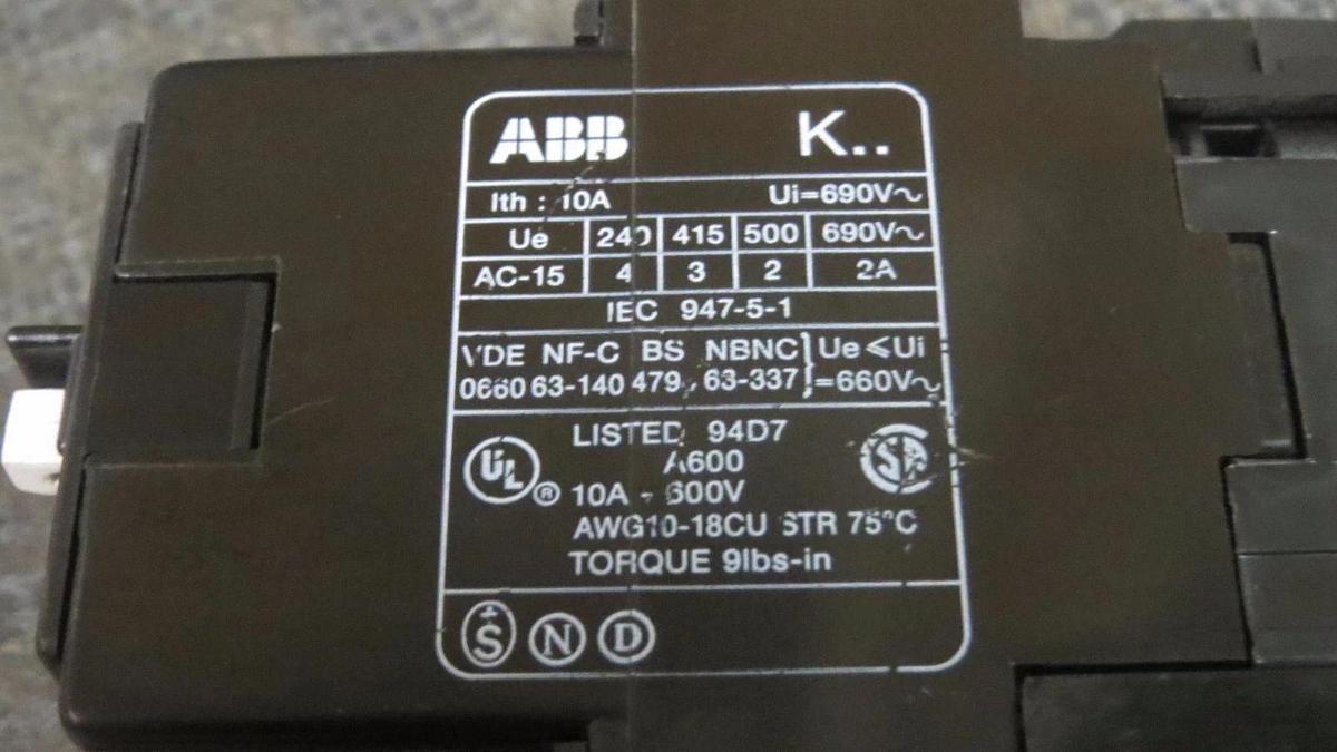 Used ABB CONTACTOR (1) 10 AMP 600 V 3 POLE WITH 110-127V COIL # K71E // # K33/11