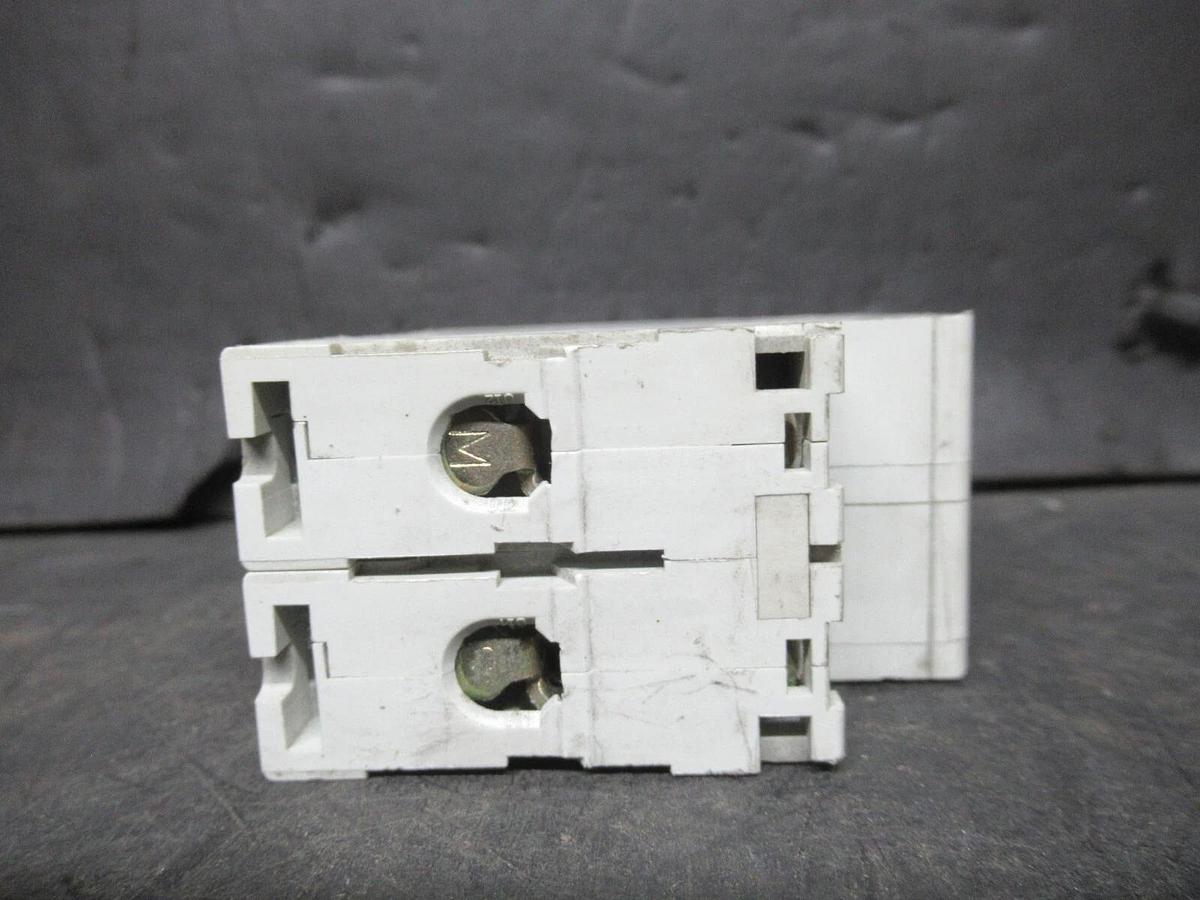 Used MERLIN GERIN THREE POLE BREAKER 24522 MULTI 9 C60N 10A-TYPE D 480 VAC