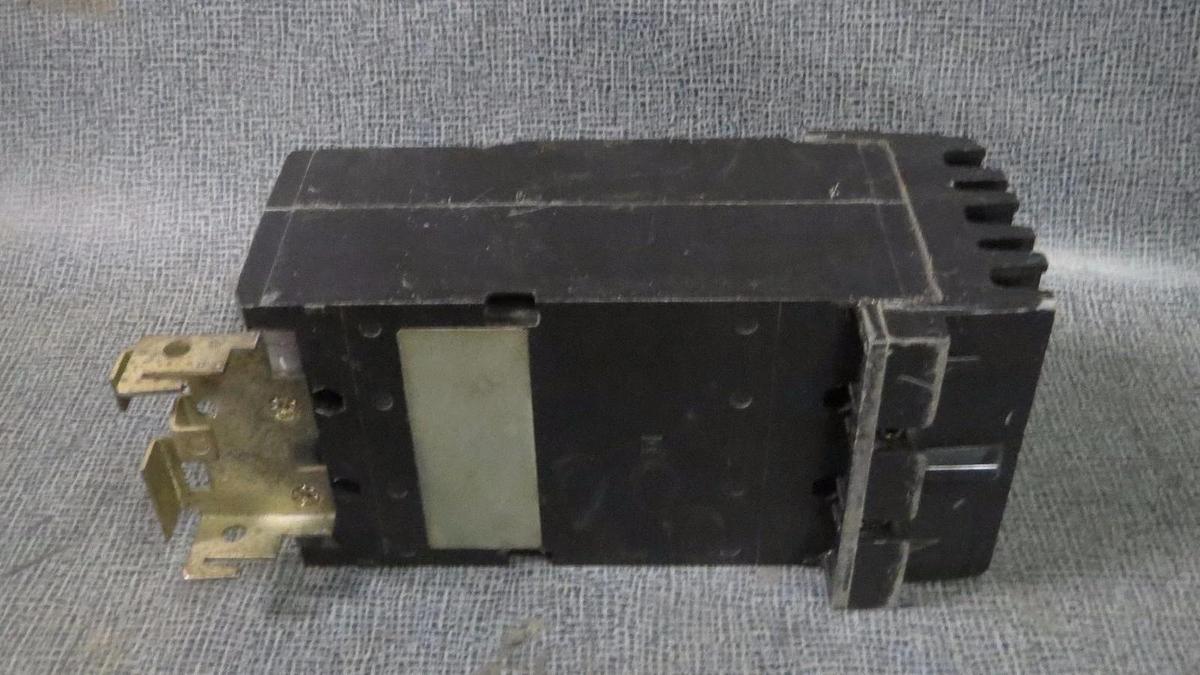 Used SQUARE D I-LIMITER I-LINE CIRCUIT BREAKER 100 AMP 600 VAC 3 POLE MODEL IF36100