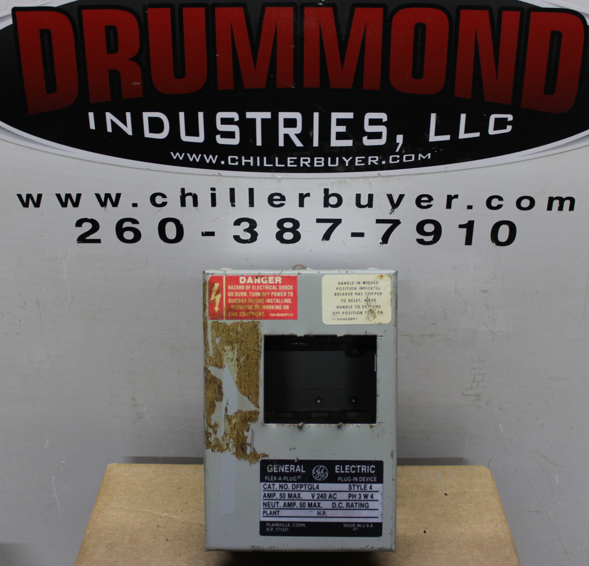 Used GENERAL ELECTRIC DFPTQL4 MOD. 4 BUSPLUG 50 AMP 240 VAC 3-PHASE 4-WIRE
