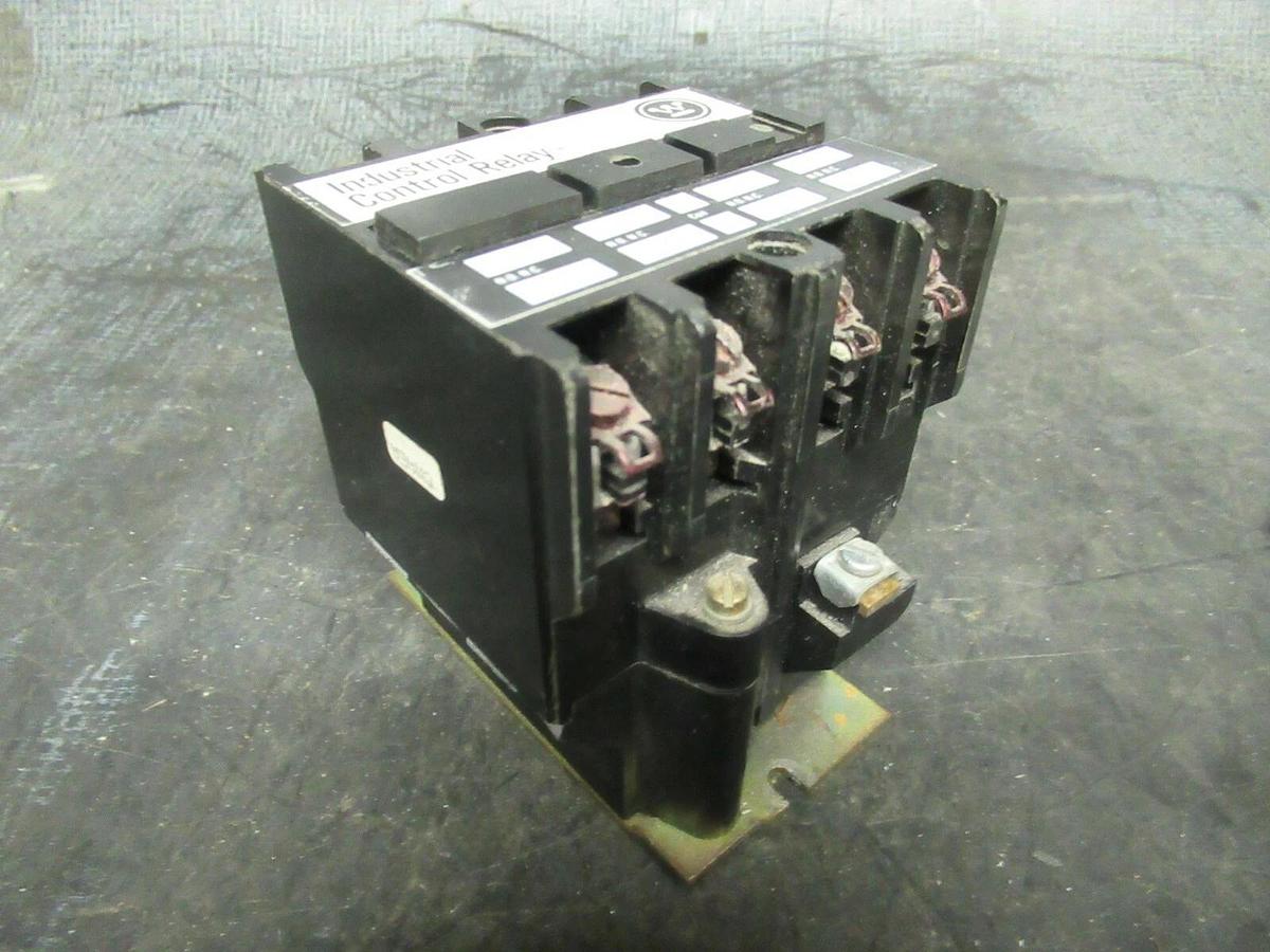 Used 10 AMP WESTINGHOUSE INDUSTRIAL CONTROL RELAY AR4A 600 VAC 766A023G01 120 V COIL