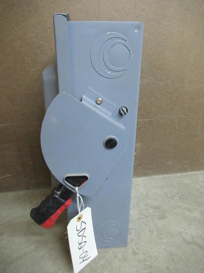 Used SQUARE D HEAVY DUTY SAFETY SWITCH HU362 TYPE 1 ENCL. 60 AMP 60 HP 600 VAC 3-POLE