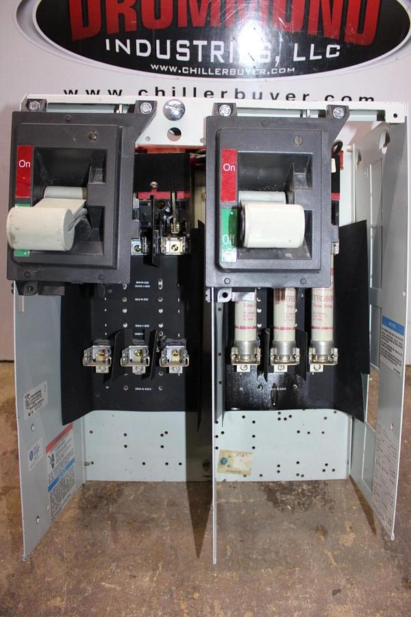 Used WESTINGHOUSE MCC MOTOR CONTROL DUAL/TANDEM FEEDER BUCKET FREEDOM 2100 18"