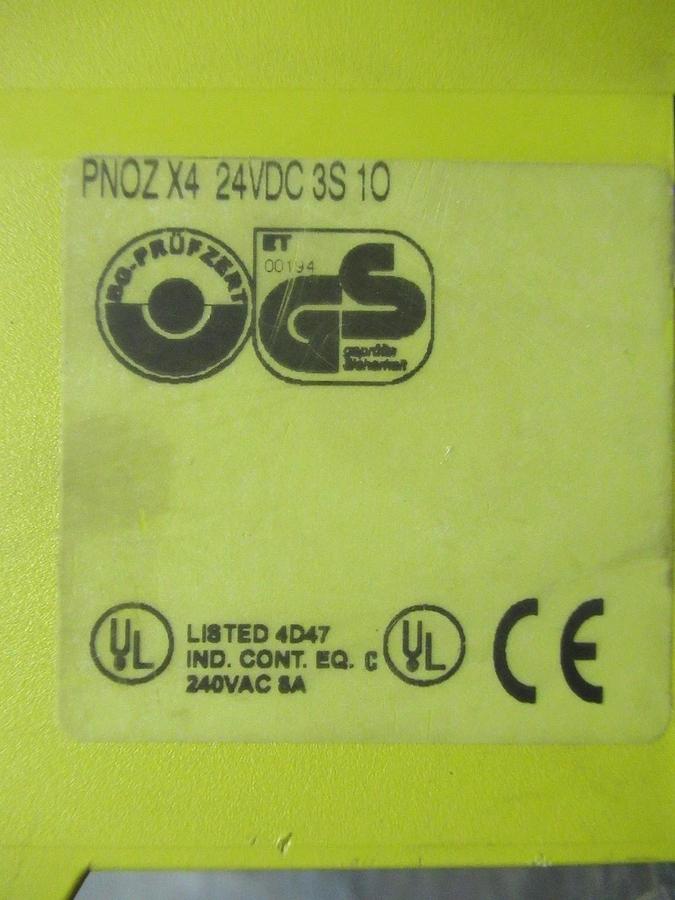 Used PILZ 2-CHANNEL SAFETY RELAY PNOZ-X4 C01C01N2-K011 240 VAC 8 AMP COIL: 24 VDC