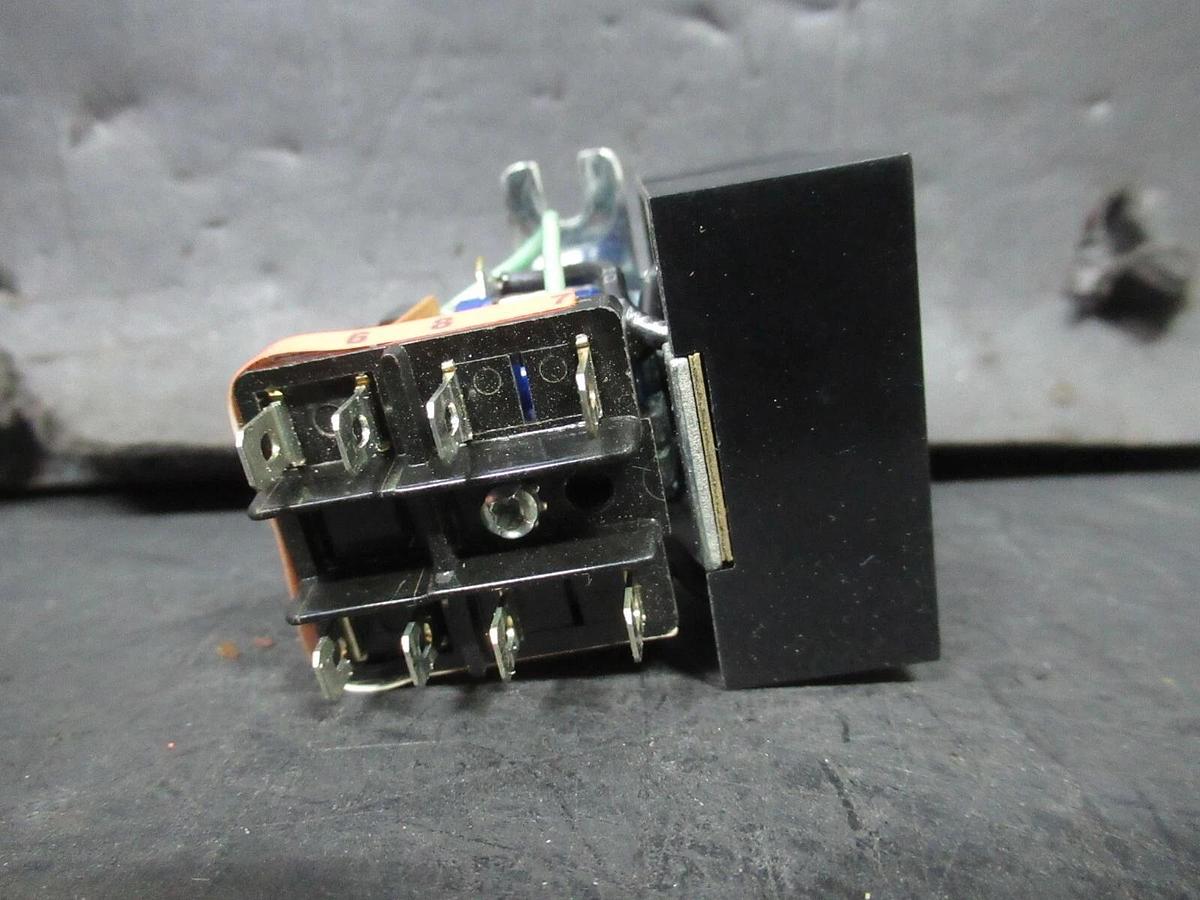 Used P-S SYRACUSE ELECTRONICS RELAY SBR-21330-090689 **WARRANTY INCLUDED**