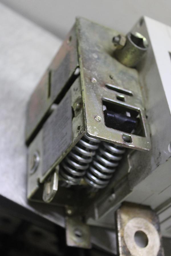 Used SIEMENS TALON WATER METER BASE 44005-02CN HQ-5SND 400 AMP MAX 600V 1-PHASE NEMA 3R