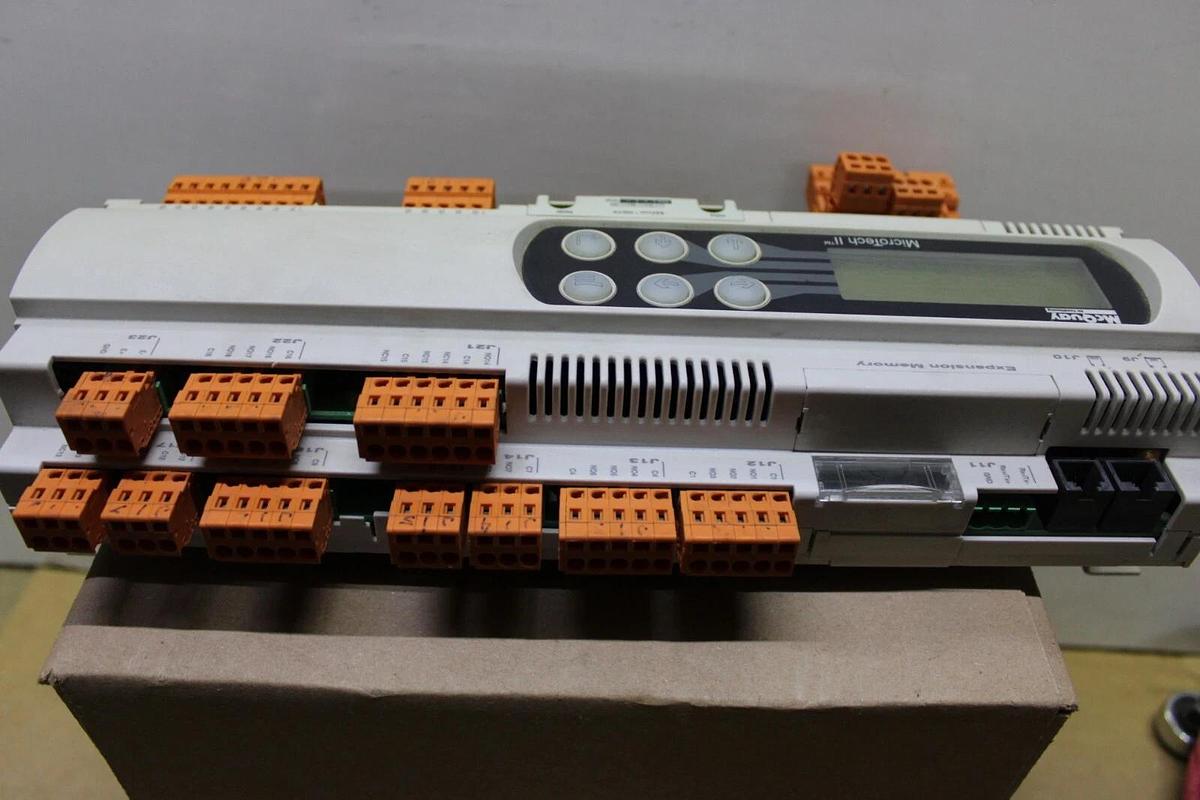 Used MCQUAY CAREL MICROTECH II CONTROL MODULE PCO2MQ3BL0 **WARRANTY**