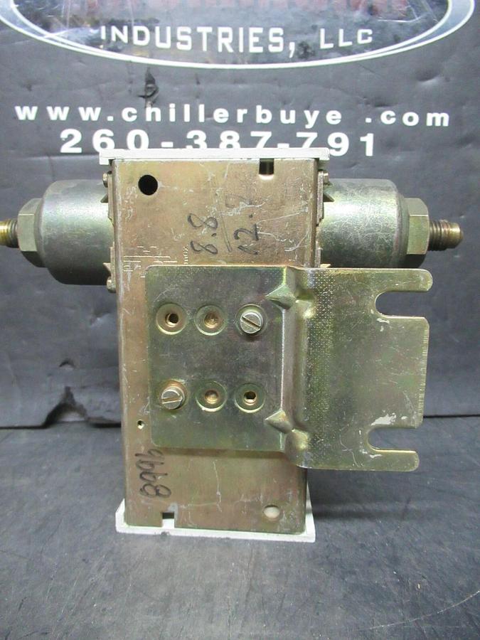 Used TRANE / ALCO PRESSURE CONTROL GAUGE X132400-7401 / FD113-SNBAA-000-07401