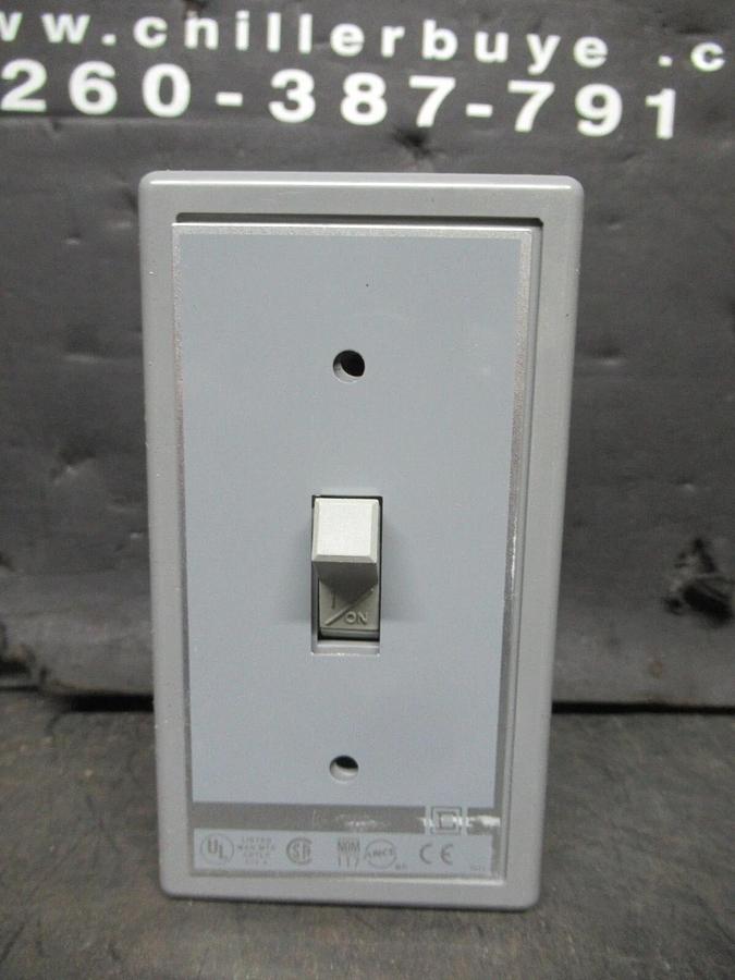 NEW SURPLUS SQUARE D FHP MANUAL MOTOR STARTER 2510NG1 ENCLOSURE TYPE 1 10 HP 30A