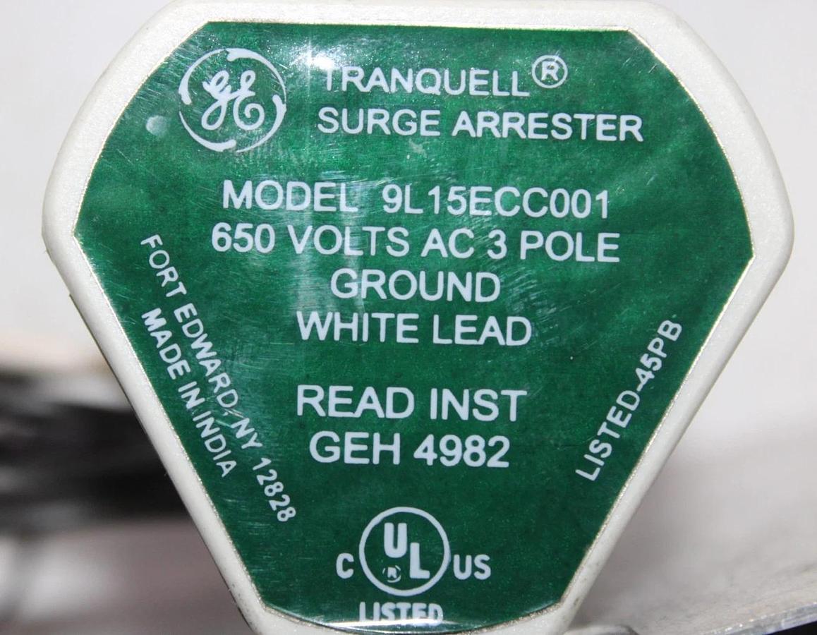 Used GENERAL ELECTRIC TRANQUELL SURGE ARRESTOR 9L15ECC001 650 VOLT 3-POLE