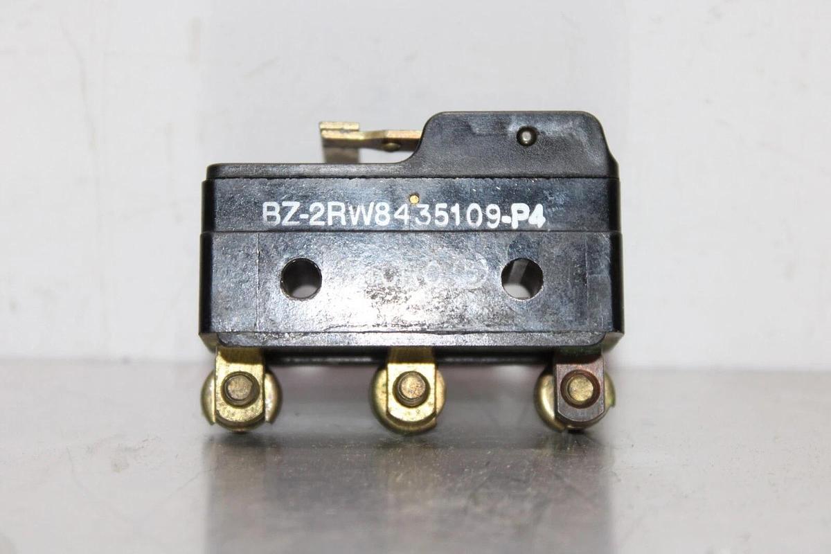 Used MICROSWITCH LIMIT SWITCH BZ-2RW8435109-P4 **WARRANTY INCLUDED**