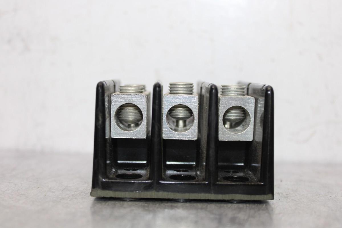 Used BUSS TERMINAL WIRE DISTRIBUTION BLOCK 16204-3 175 AMP 600 VOLT **WARRANTY**