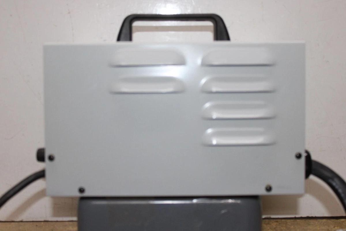 Used E.G. AUTOMATIC 3-STAGE BATTERY CHARGE 120 VAC 8 AMP 60 HZ FCE-32-25 *WARRANTY*