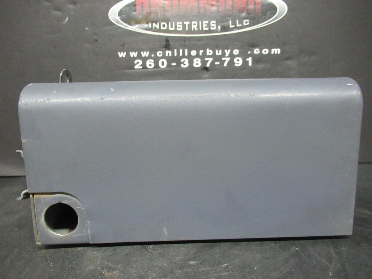 Used ENCLOSED CUTLER HAMMER STARTER FOR AC UNIT 9586H7132B 30 AMP 600 VAC 4-POLE