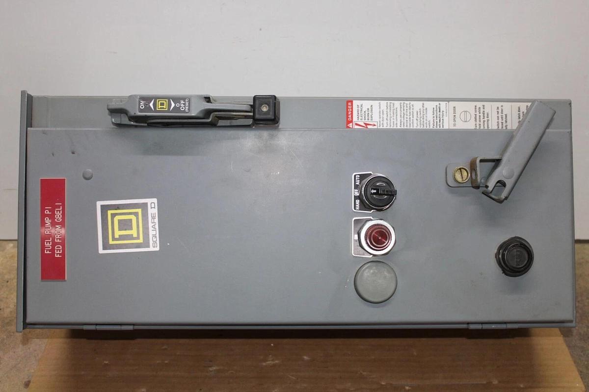 Used SQUARE D COMBINATION STARTER 8538SBA66V02CFP1 30 AMP 600 VAC TYPE 12/3R