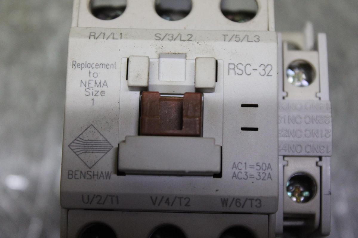 Used BENSHAW CONTACTOR RSC-125 600 VAC 3-PHASE 160 AMP 3-POLE COIL: 240V