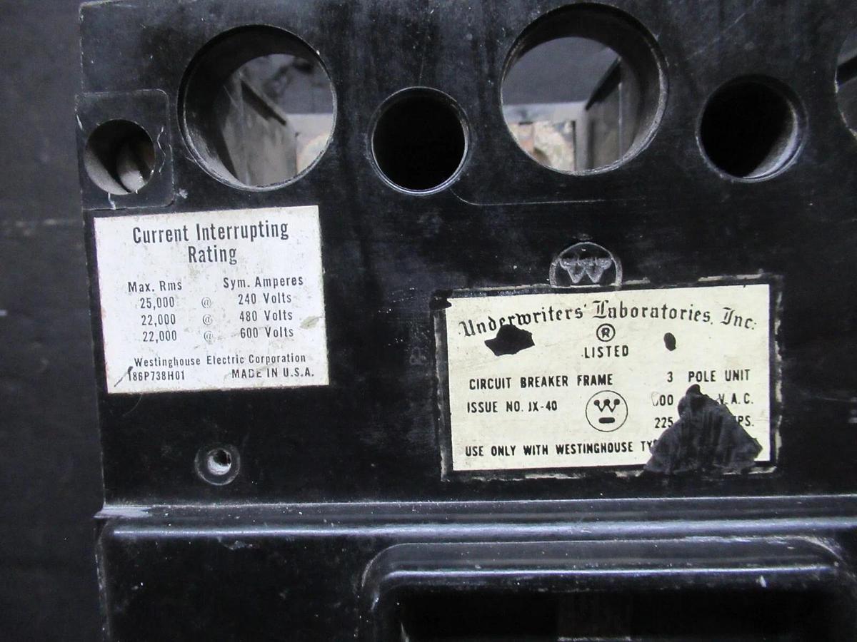 Used WESTINGHOUSE AB DE-ION BREAKER KA3225F 150 AMP TRIP 600 VAC 3-POLE 459D971G02