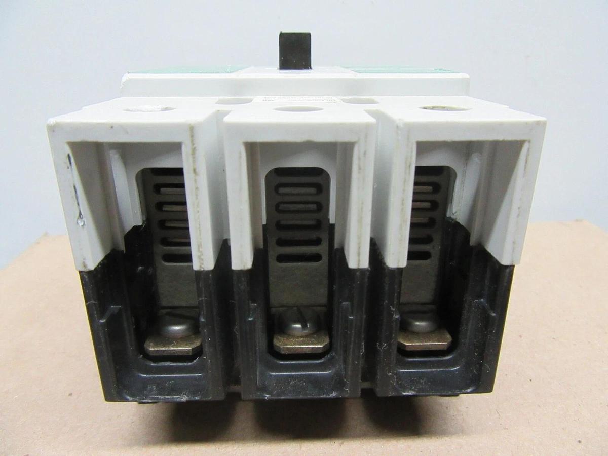 Used CUTLER HAMMER CIRUIT BREAKER GI 125 15 AMP 3-POLE 480/277 VAC **WARRANTY**
