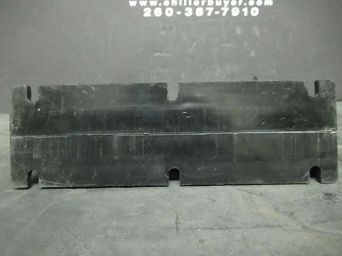 Used INSTRUMENT CURRENT TRANSFORMER 3P3-201 RATIO: 200:5 A