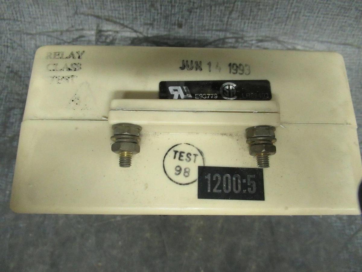 Used INSTRUMENT TRANSFORMERS CURRENT TRANSFORMER 75C149640P036 RATIO: 1200:5