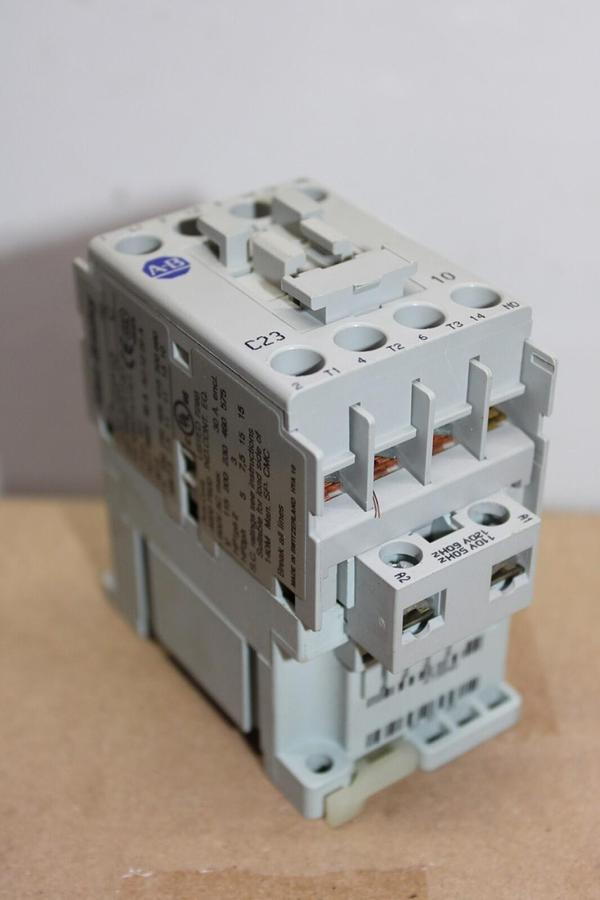 Used ALLEN BRADLEY CONTACTOR 100-C23*10 600 VAC 30 AMP 15 HP COIL: 120 VAC