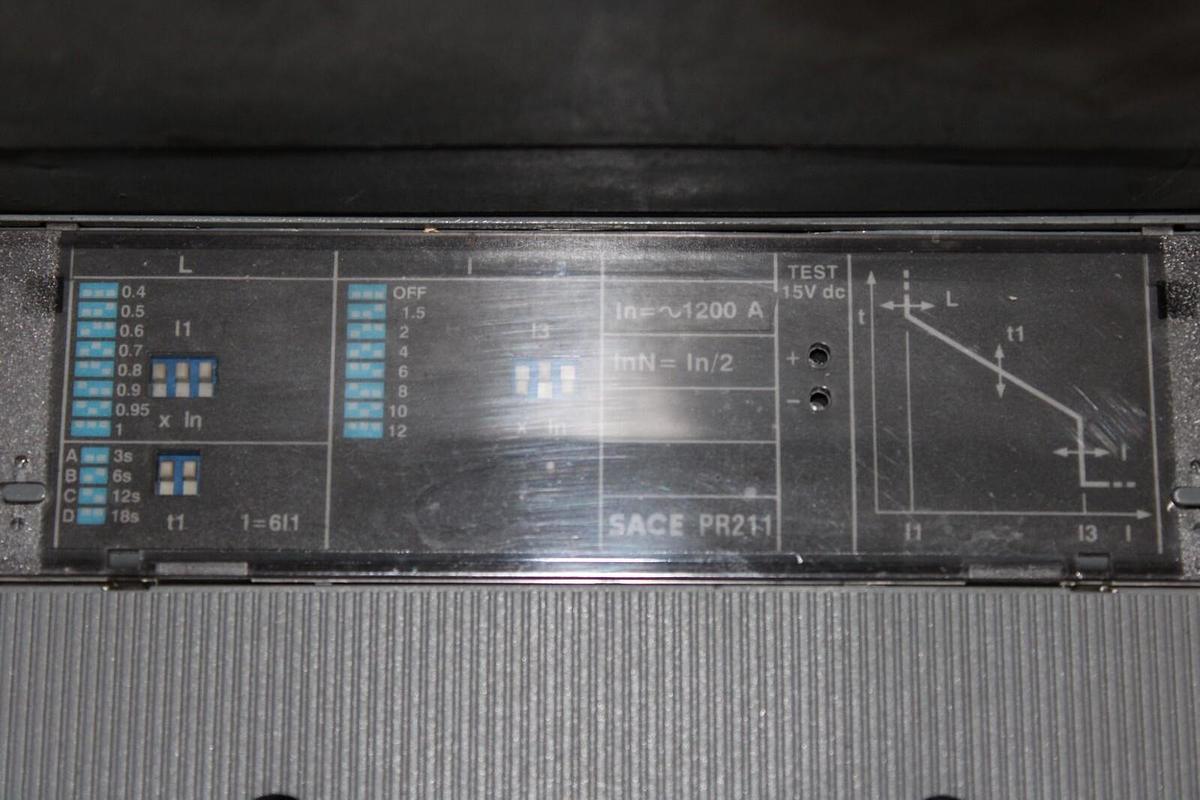 Used ABB CIRCUIT BREAKER SACE S7 1200 AMP 3-POLE W/ M7-4 MOTOR OPERATOR