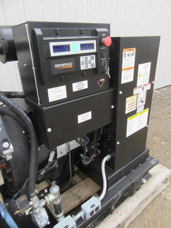 Used 35 KW GENERATOR GENERAC NATURAL GAS LP PROPANE 120/240 VOLT 1 PH 30 KW 40KW 2016
