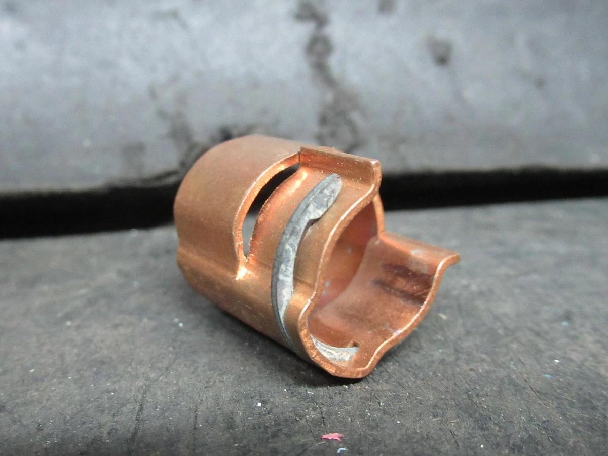 Used BUSSMANN FUSE REDUCER CLIP SET 263R G-S-632 30 AMP **WARRANTY INCLUDED**