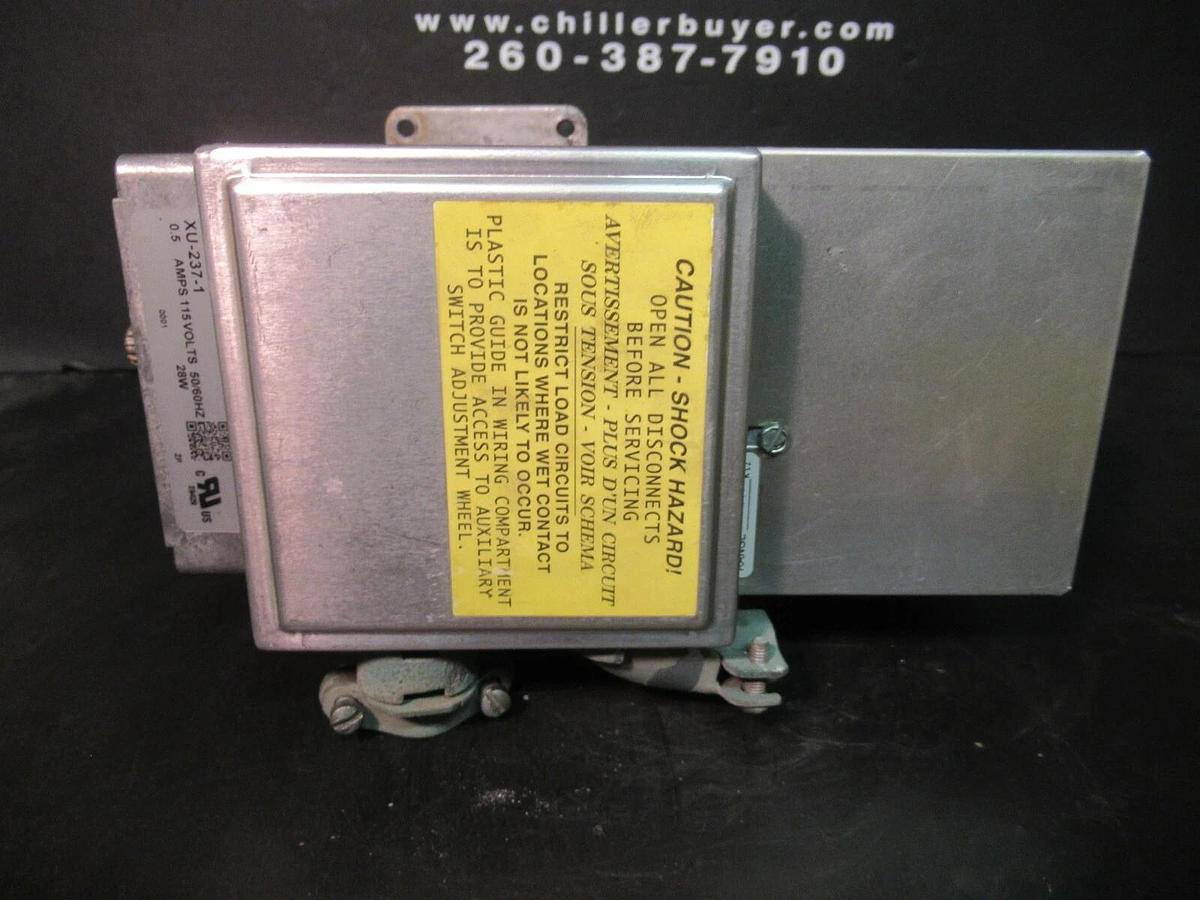 Used BARBER COLMAN MOD MOTOR REGULATING ACTUATOR XU-237-1 115 VAC 28 WATTS 0.5 AMPS