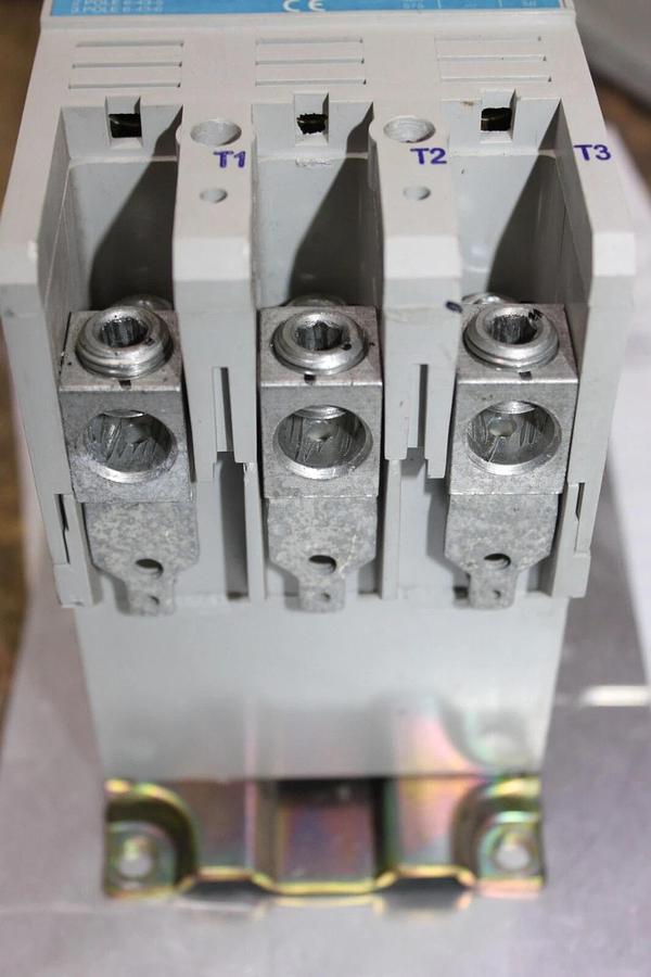 Used CUTLER HAMMER NEMA CONTACTOR CN15KN3 NEMA 3 90 AMP 600 VAC 3-PHASE 50 HP