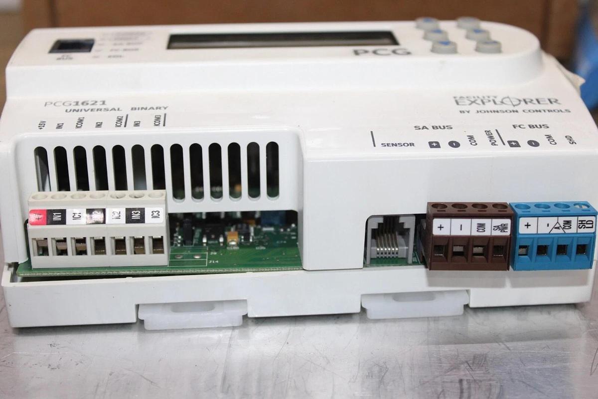 Used JOHNSON CONTROLS PCG PROGRAMMABLE LOGIC CONTROLLER FX-PCG1621-1