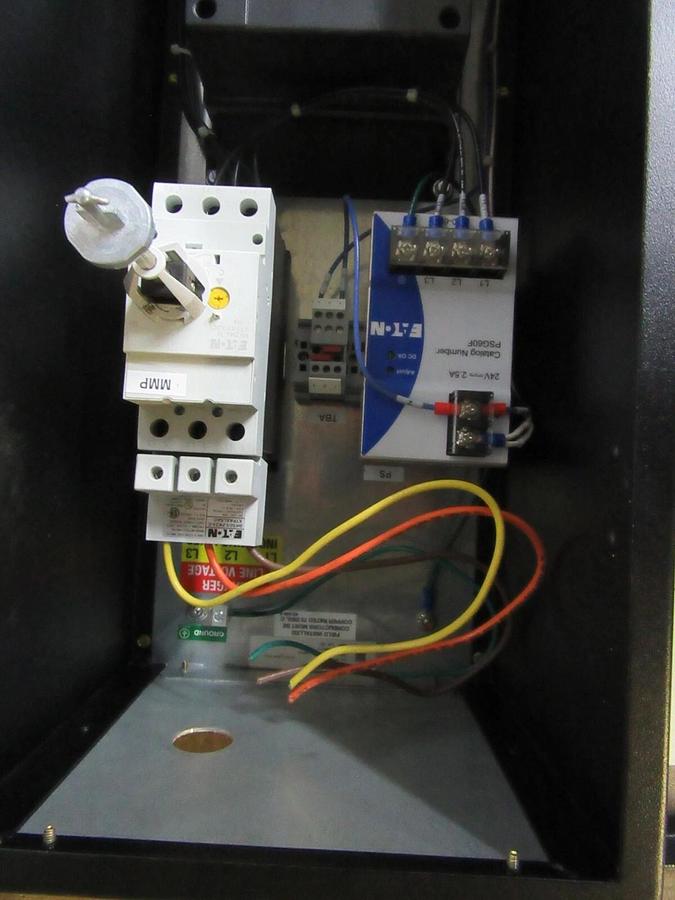 Used EATON VARIABLE SPEED DRIVE H-MAX INTELLIPASS HMX0143NA 480 VAC 14 AMP 10 HP