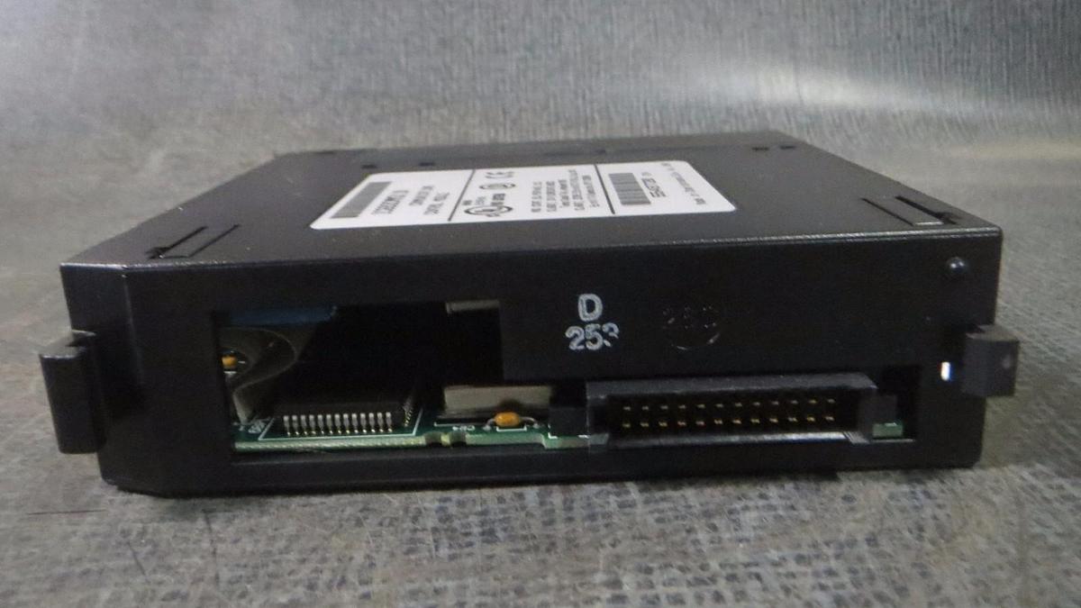Used GE FANUC COMMUNICATIONS CONTROL MODULE COMM COPROC MODEL: IC693CMM311N