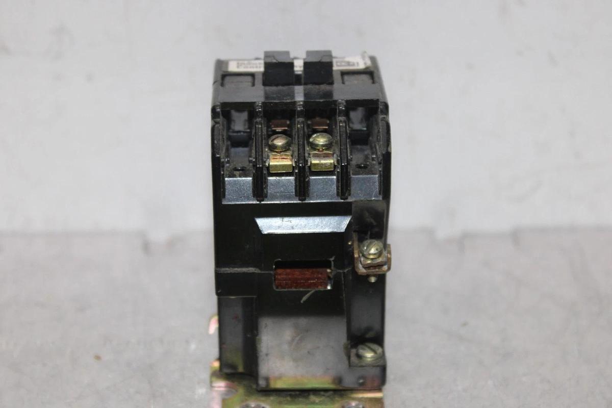 Used WESTINGHOUSE INDUSTRIAL CONTROL RELAY BF20F MODEL E 300 VAC 6 AMP COIL: 120V
