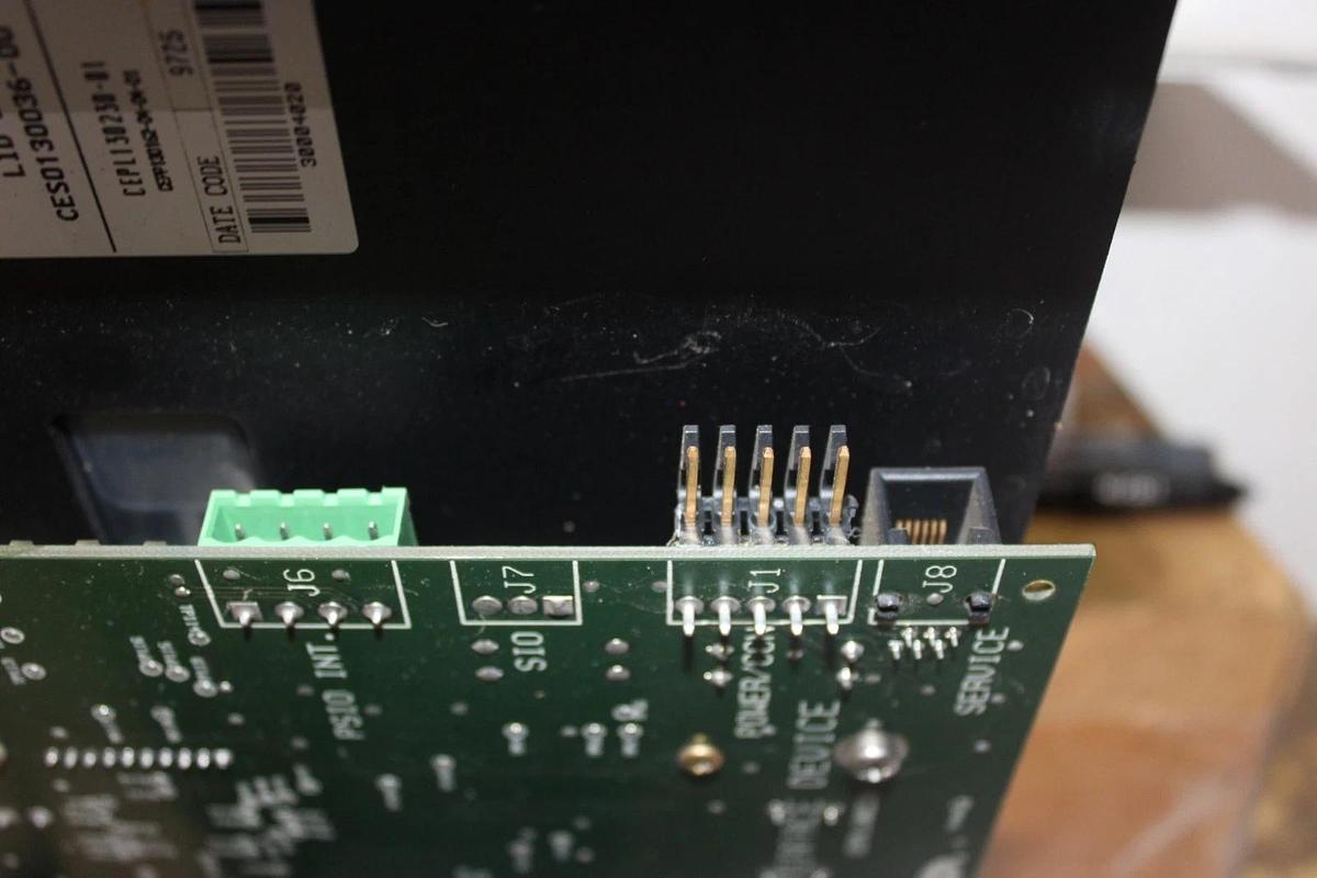 Used CARRIER COMFORT NETWORK LID2 DISPLAY INTERFACE CES0130036-00 CEPL130230-01