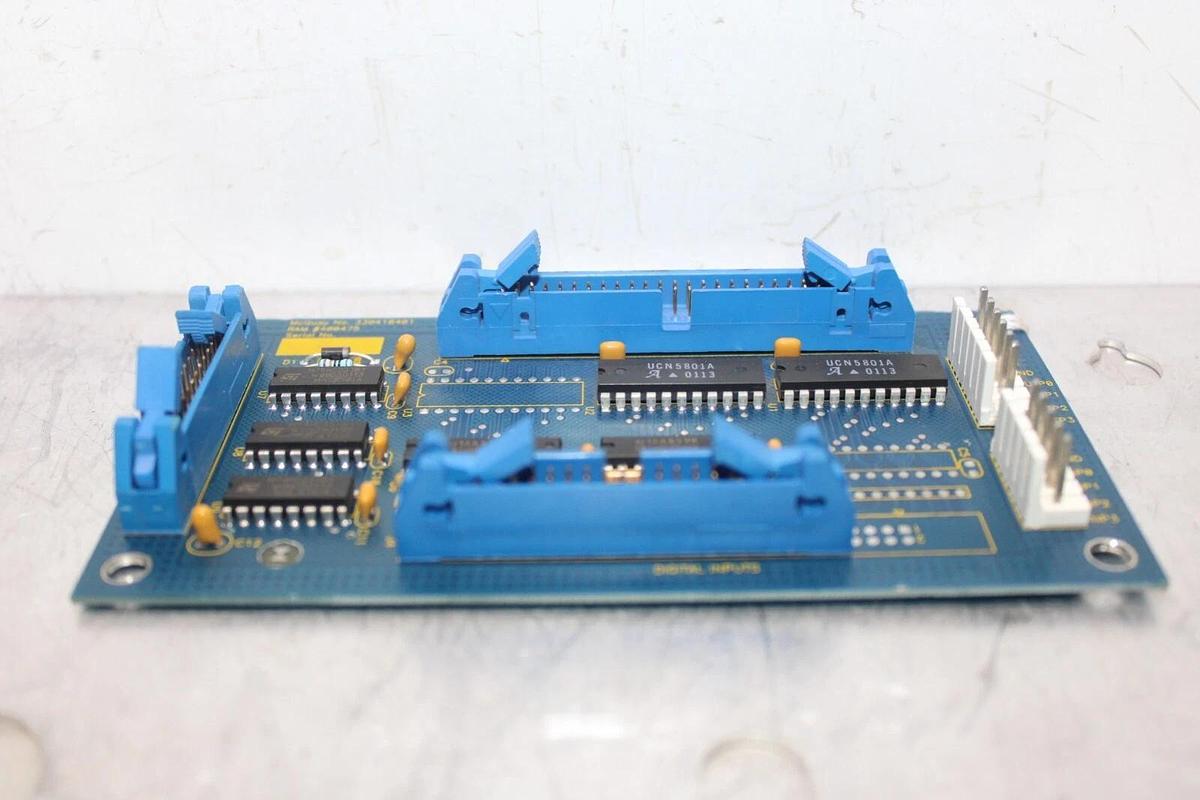 Used MCQUAY CIRCUIT BOARD 330418401 RAM# 400475 **WARRANTY INCLUDED**