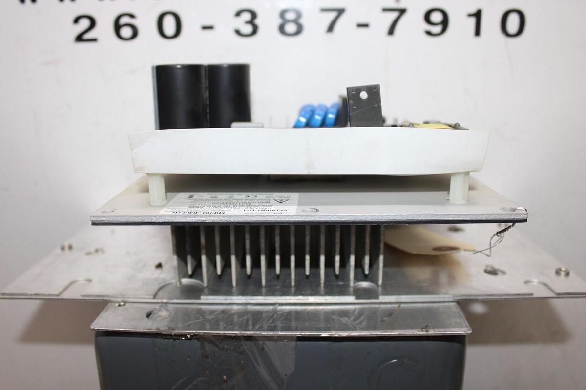 Used JOHNSON CONTROLS VARIABLE FREQUENCY DRIVE CIRCUIT BOARD VFD66KCB-1 X13170919020