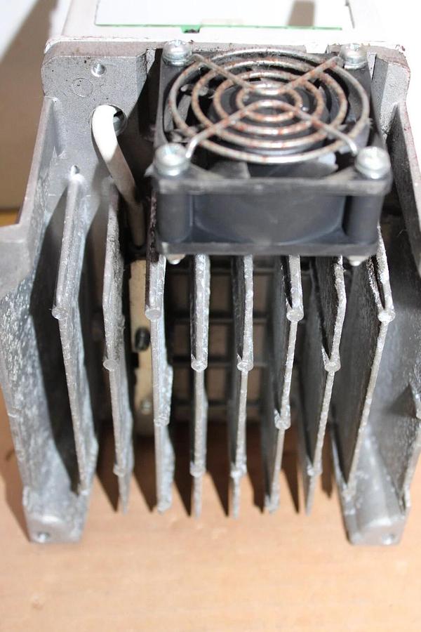 Used BENSHAW VARIABLE FREQUENCY DRIVE RSI002GP4B 480 VAC 2 HP 3-PHASE 5.2 AMP