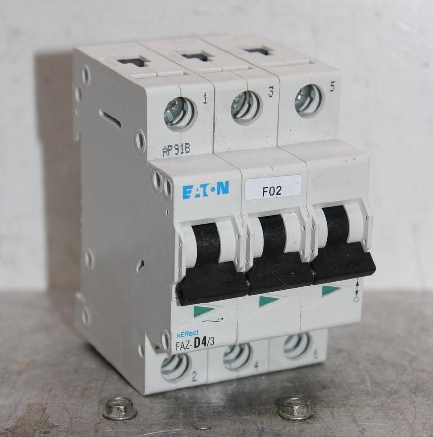 Used CARRIER ACTUATOR XU-348-0-0-1 HF26BB030 0.95 AMP 115 VOLT 50/60 HZ 50 WATT