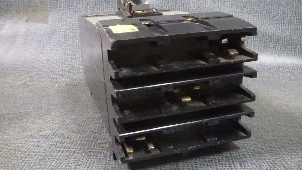 Used SQUARE D I-LIMITER I-LINE CIRCUIT BREAKER 100 AMP 600 VAC 3 POLE MODEL IF36100