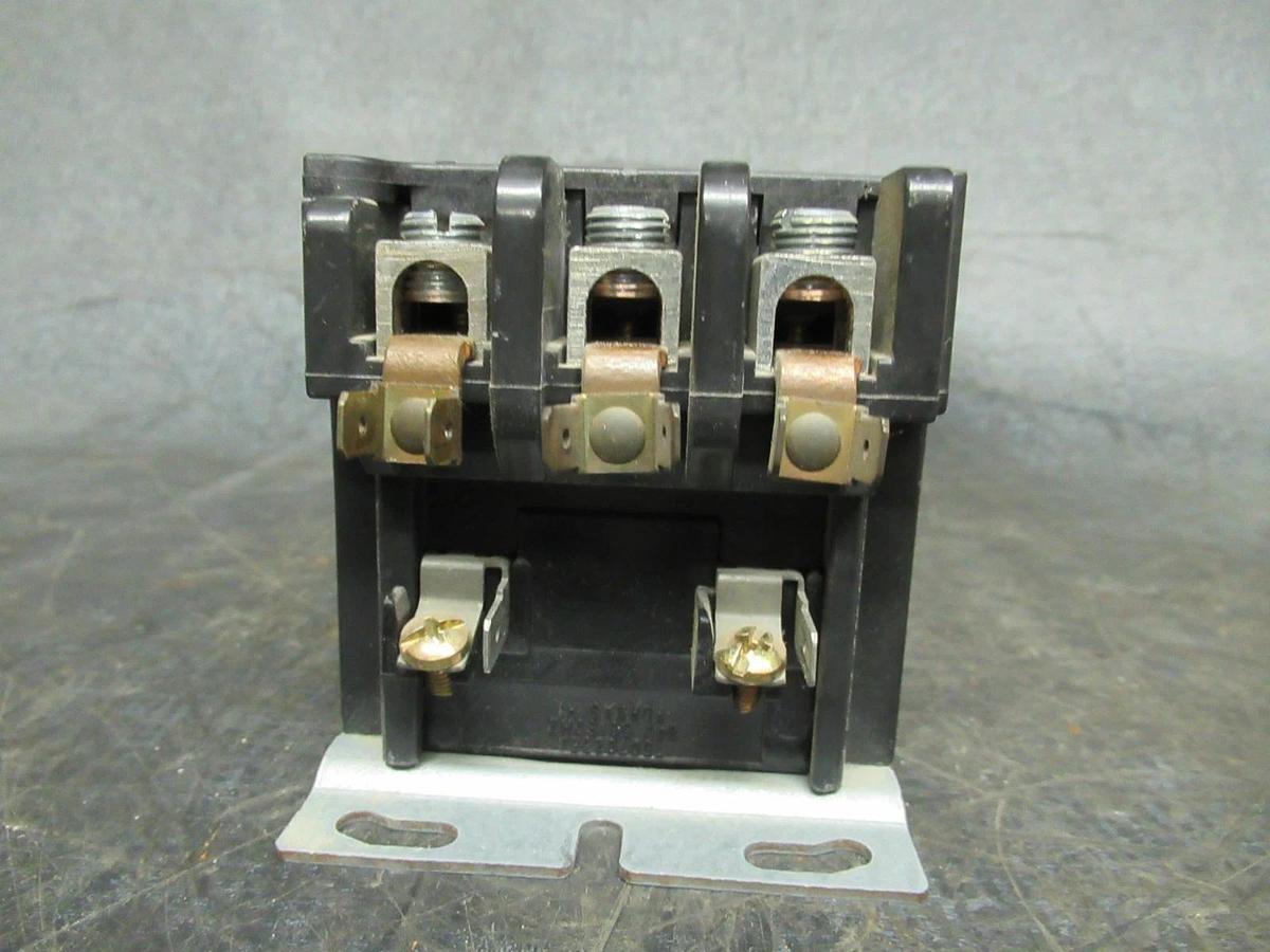 Used FURNAS CONTACTOR 42EF35AJAIL 60 AMP 600 VAC 75A/RES 40HP **WARRANTY INCLUDED**